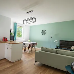 Appartement T4 Au Pied Des Remparts - Parking Gratuit, Avignon